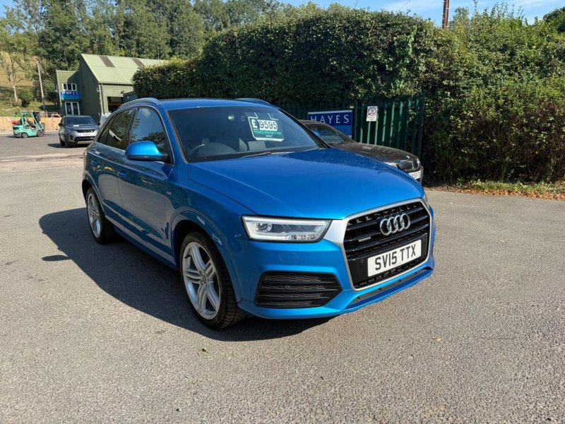 AUDI Q3