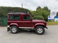 LAND ROVER DEFENDER 90