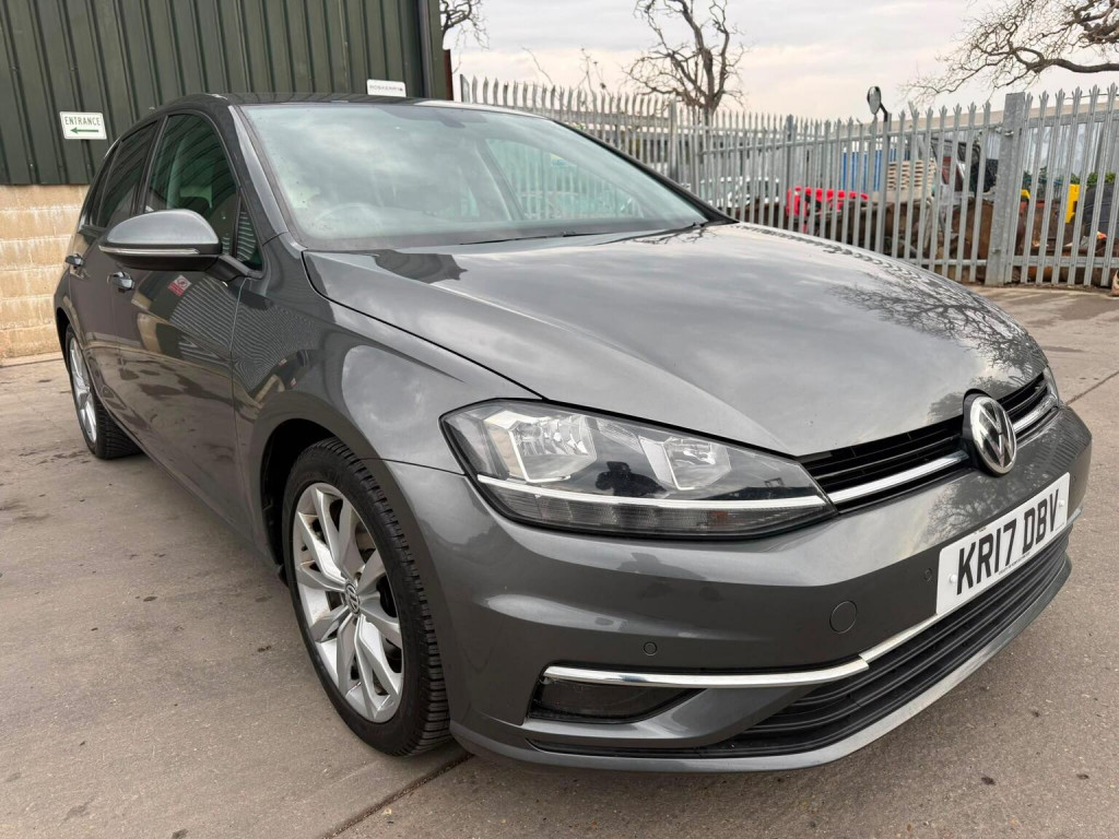 2017 Volkswagen GOLF
